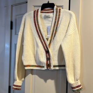 Urban Outfitters cream cardigan size medium